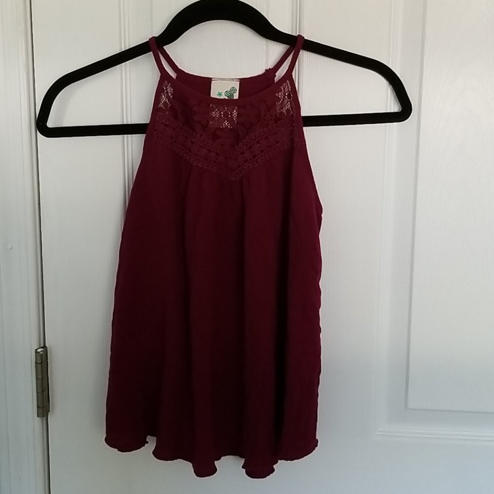Lilly Bleu maroon lace tank top